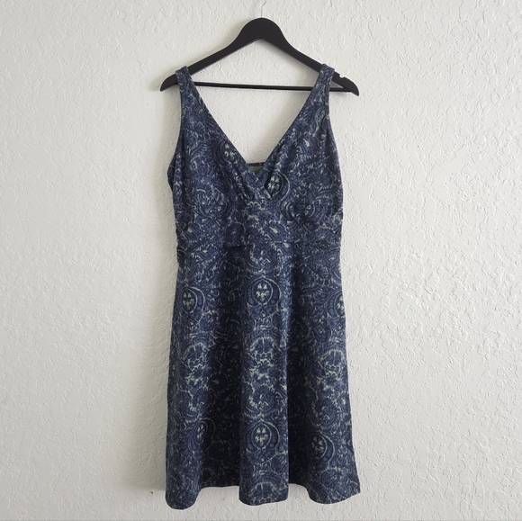 Patagonia Dresses & Skirts - Patagonia Women's Margot Organic Cotton Spandex V Neck Stretchy Dress